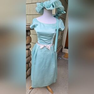 1950s prom dress & hat